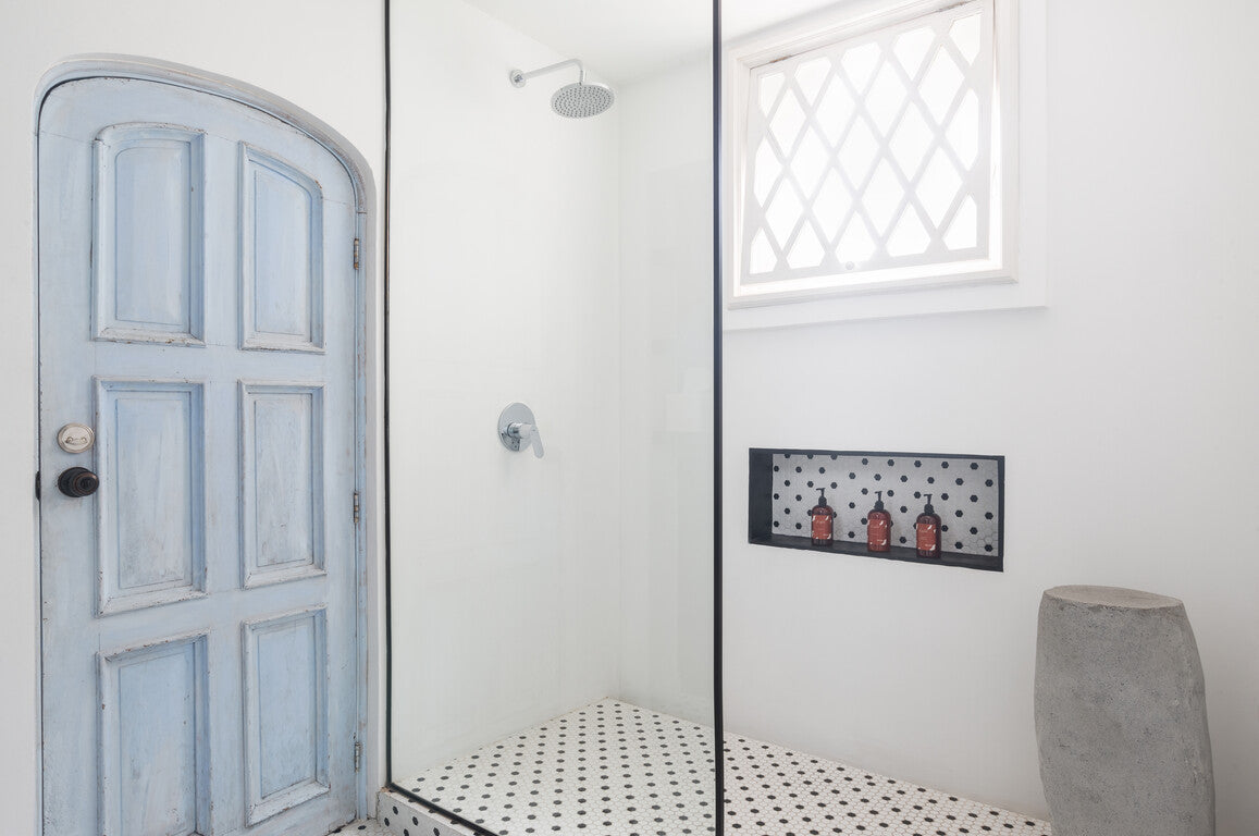 VILLA BOKEH I Suite (Negra) I 1 King 2 Twin