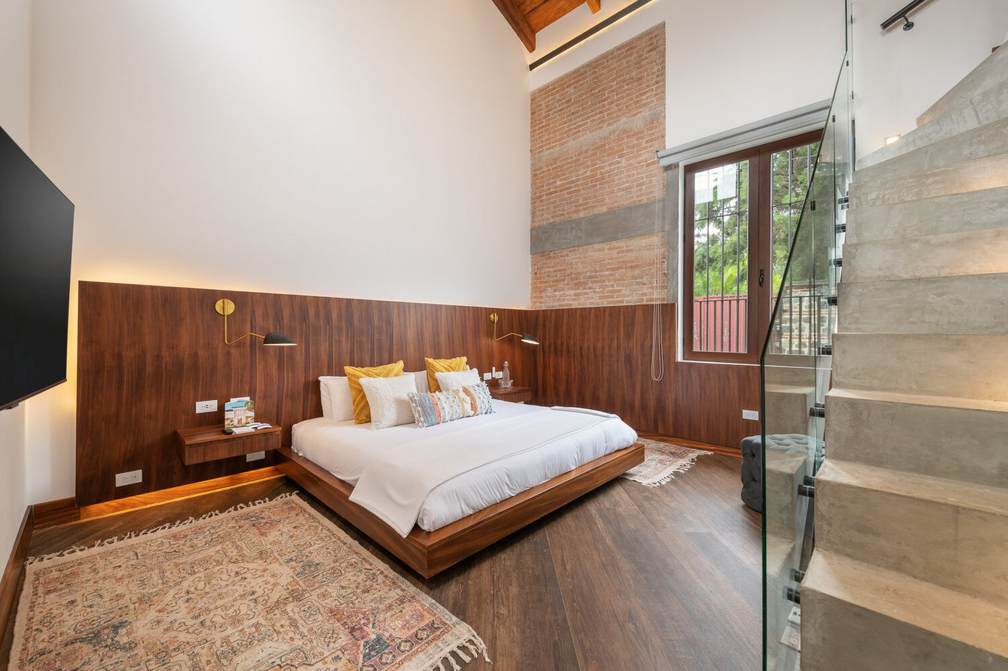KUXTAL HERMANO PEDRO I Room I 2 Queen Beds
