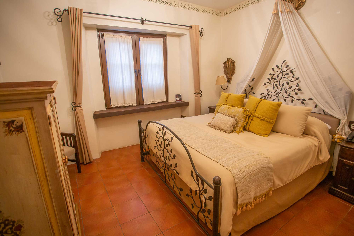 LOS PASOS I Premium Suite I 1 King Bed